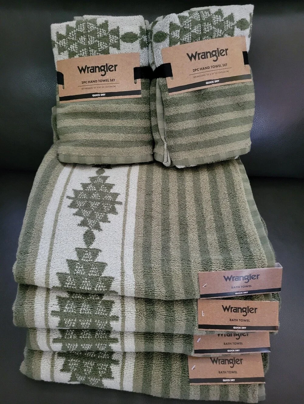 Wrangler Set Of *2 Towels Olive Green Desert Mirage Green Pattern